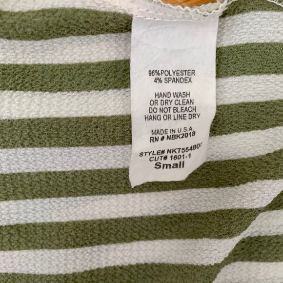 Green & White Striped Short Sleeve Crop Top - Picture 6 of 7